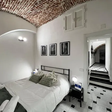 La Casa Di Zuli By Holiday World Genoa Exterior photo